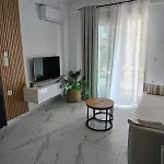 Helios With Pool Access In Erato Complex Paralia Ofriniou Appartement