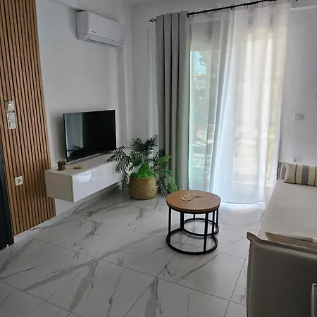 Helios With Pool Access In Erato Complex Paralia Ofriniou Lägenhet