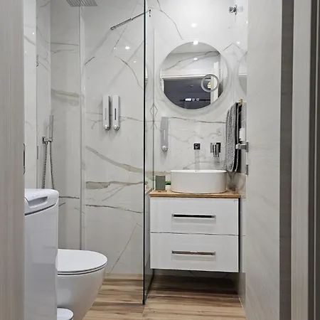 Helios With Pool Access In Erato Complex Paralia Ofriniou Apartamento *