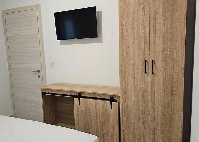 Helios With Pool Access In Erato Complex Paralia Ofriniou Apartamento